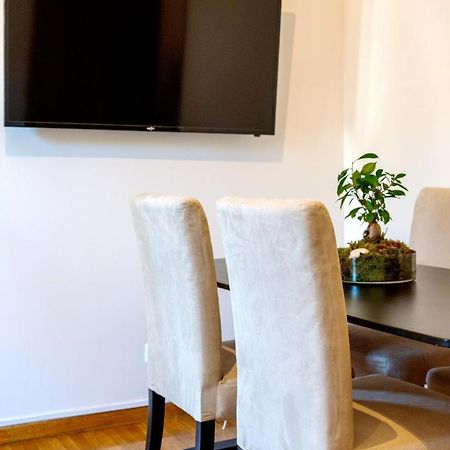 Luxury Apartment In Kolonaki Athens - Sleeps 4 المظهر الخارجي الصورة