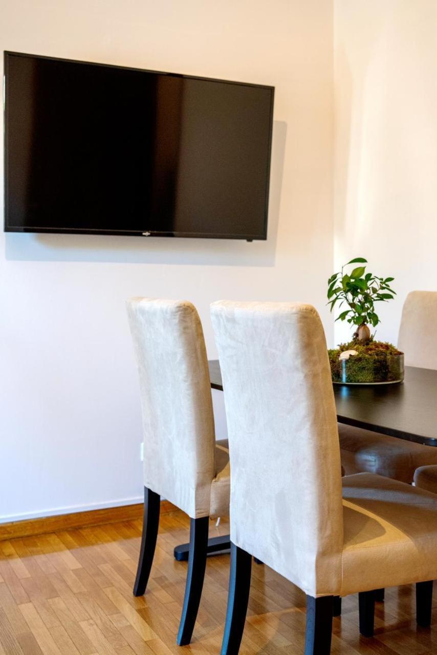 Luxury Apartment In Kolonaki Athens - Sleeps 4 المظهر الخارجي الصورة